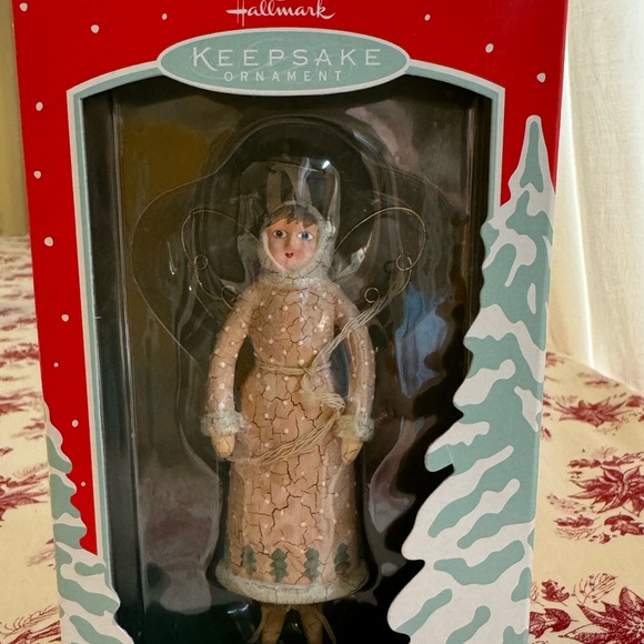 Hallmark Winter Angel Ornament-NIB - Picture 2 of 4